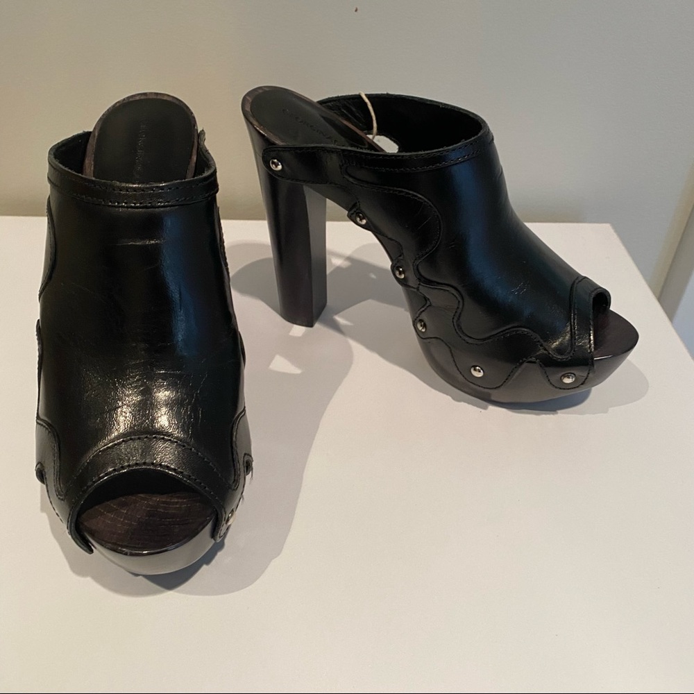 Georgina Goodman Black Wooden Platform Size 37